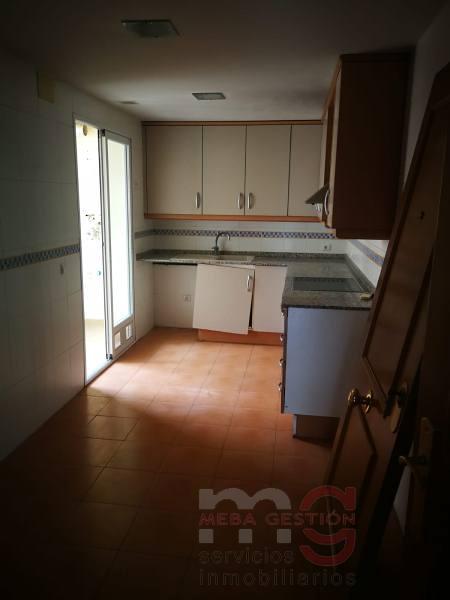 For sale of flat in Paterna