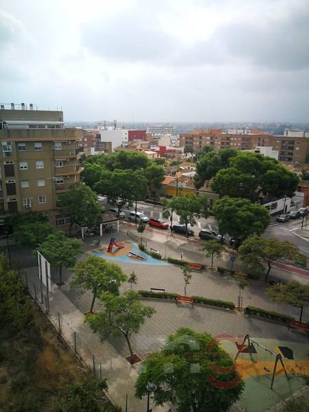 For sale of flat in Paterna