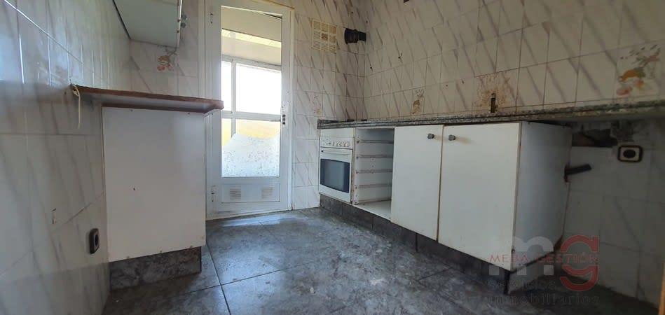 For sale of apartment in Sabadell
