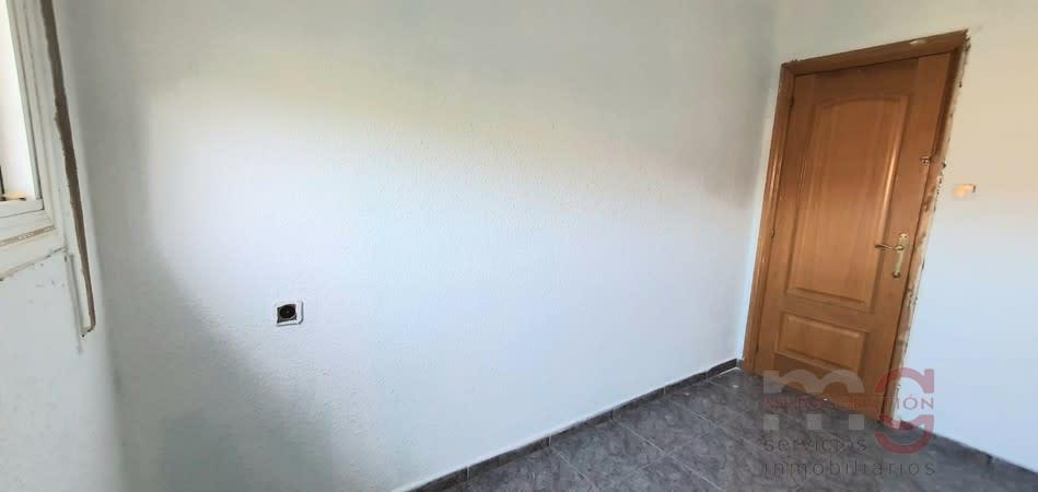 For sale of apartment in Sabadell