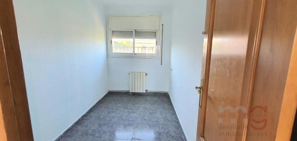 For sale of apartment in Sabadell
