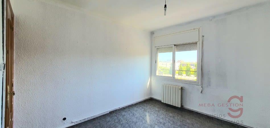 For sale of apartment in Sabadell
