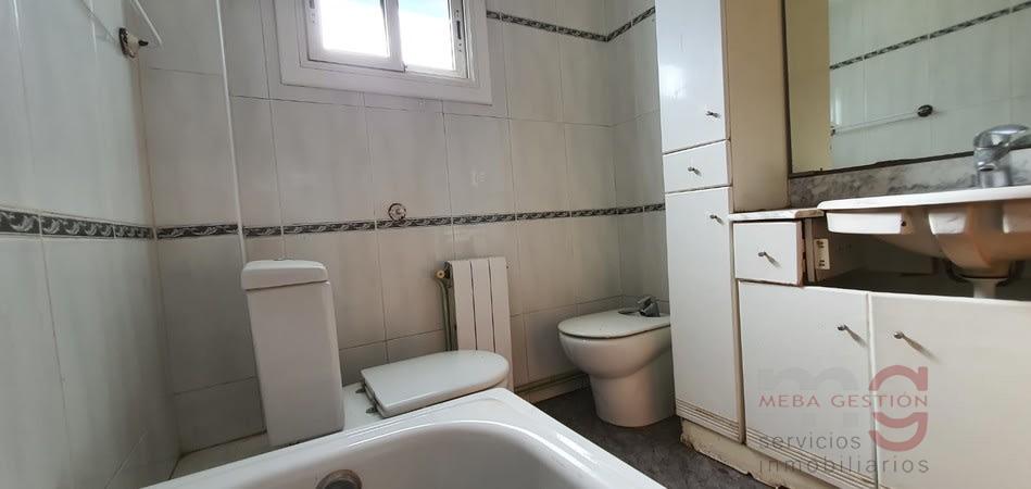 For sale of apartment in Sabadell