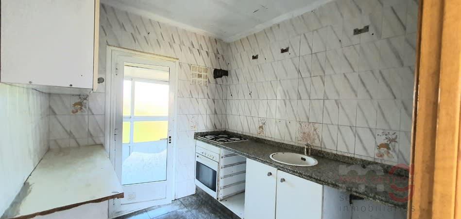 For sale of apartment in Sabadell