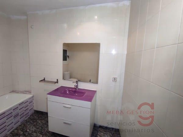 For sale of apartment in Sabadell
