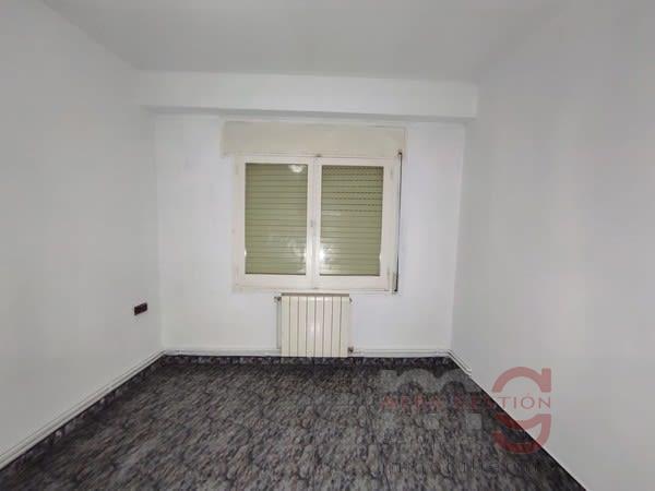 For sale of apartment in Sabadell