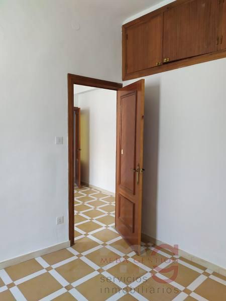 For sale of apartment in Antequera