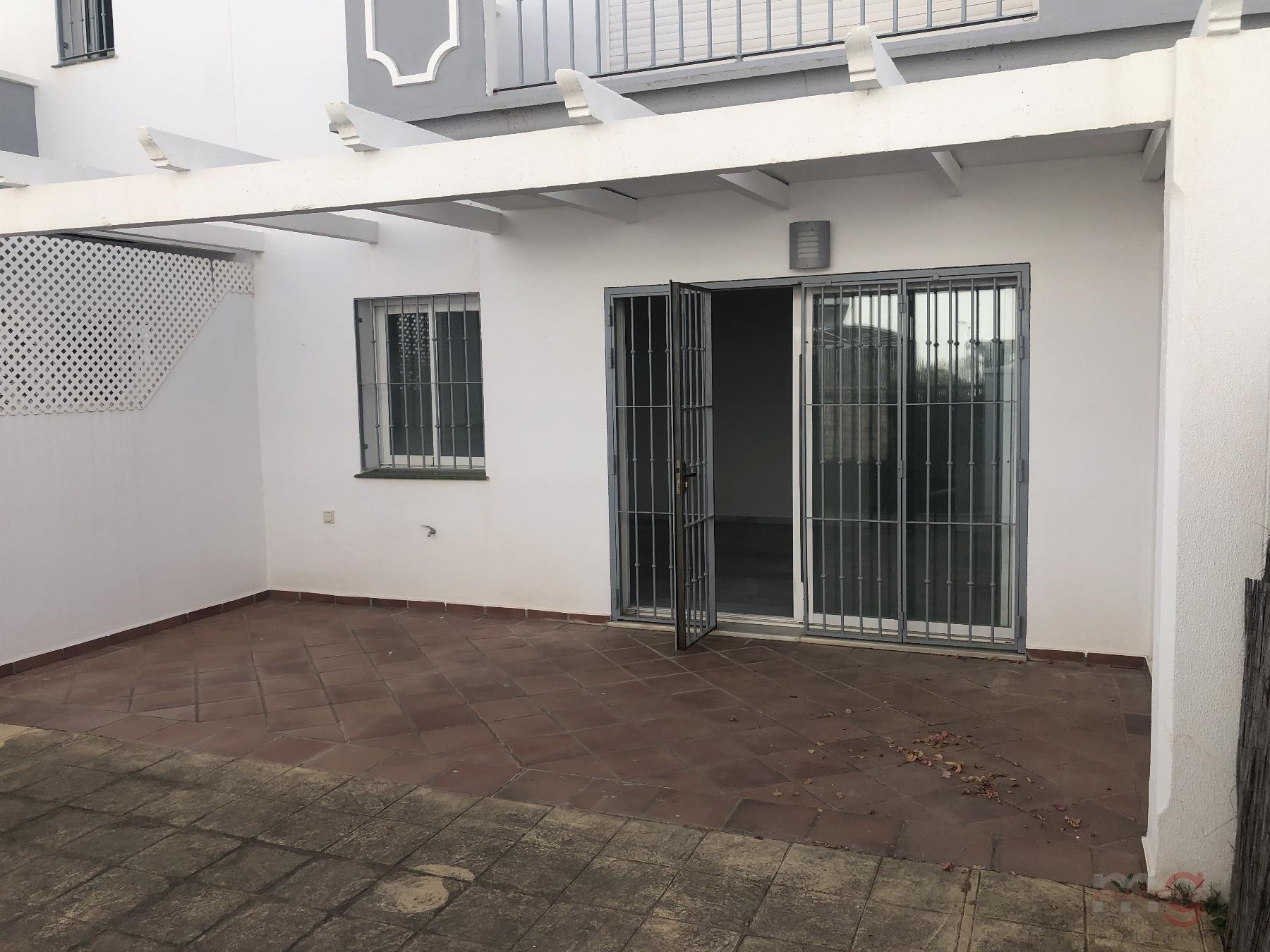 For sale of apartment in Estepona