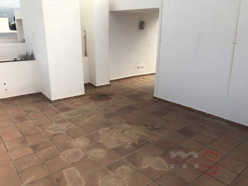 For sale of apartment in Estepona
