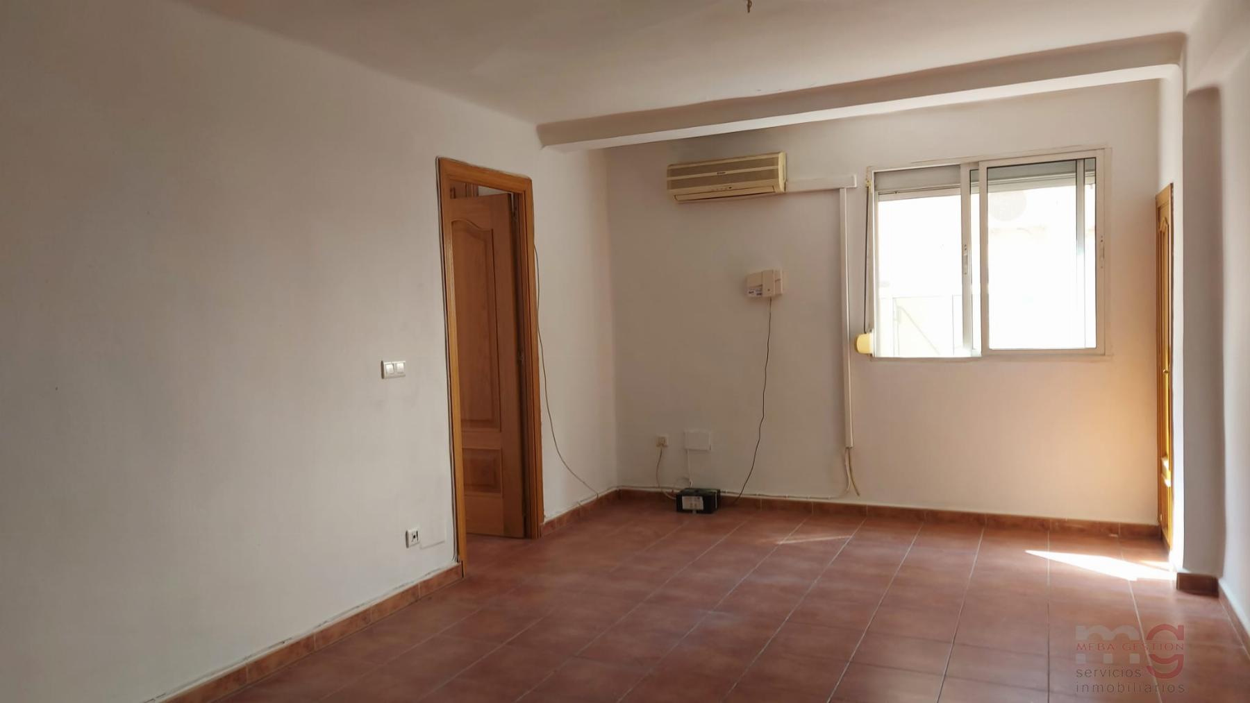 For sale of apartment in Málaga