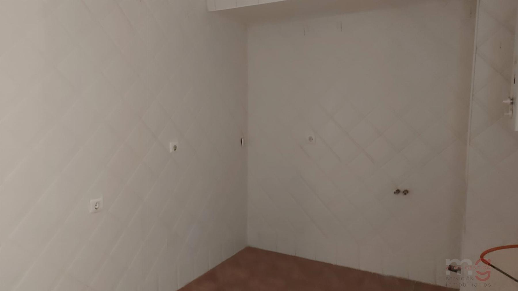 For sale of apartment in Málaga