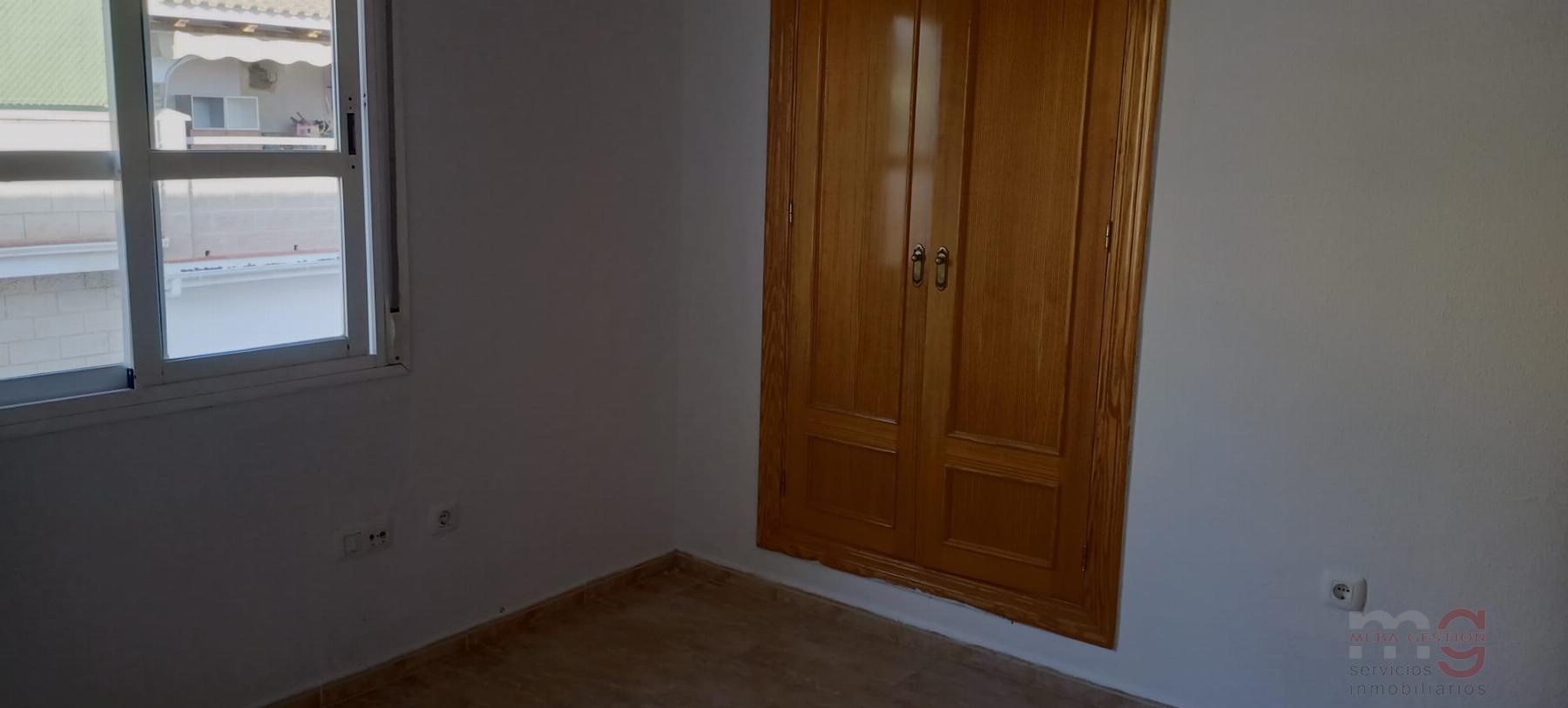 For sale of apartment in Málaga