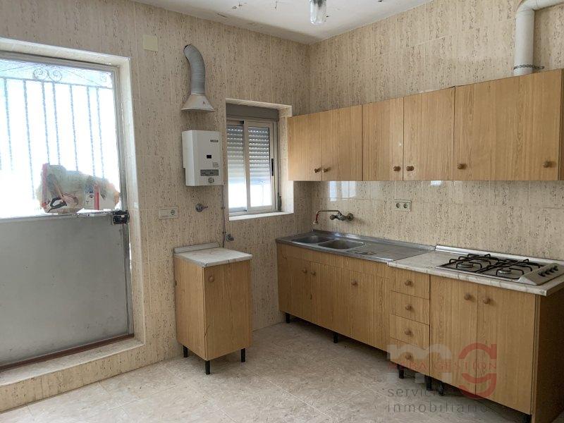 For sale of apartment in Moclín