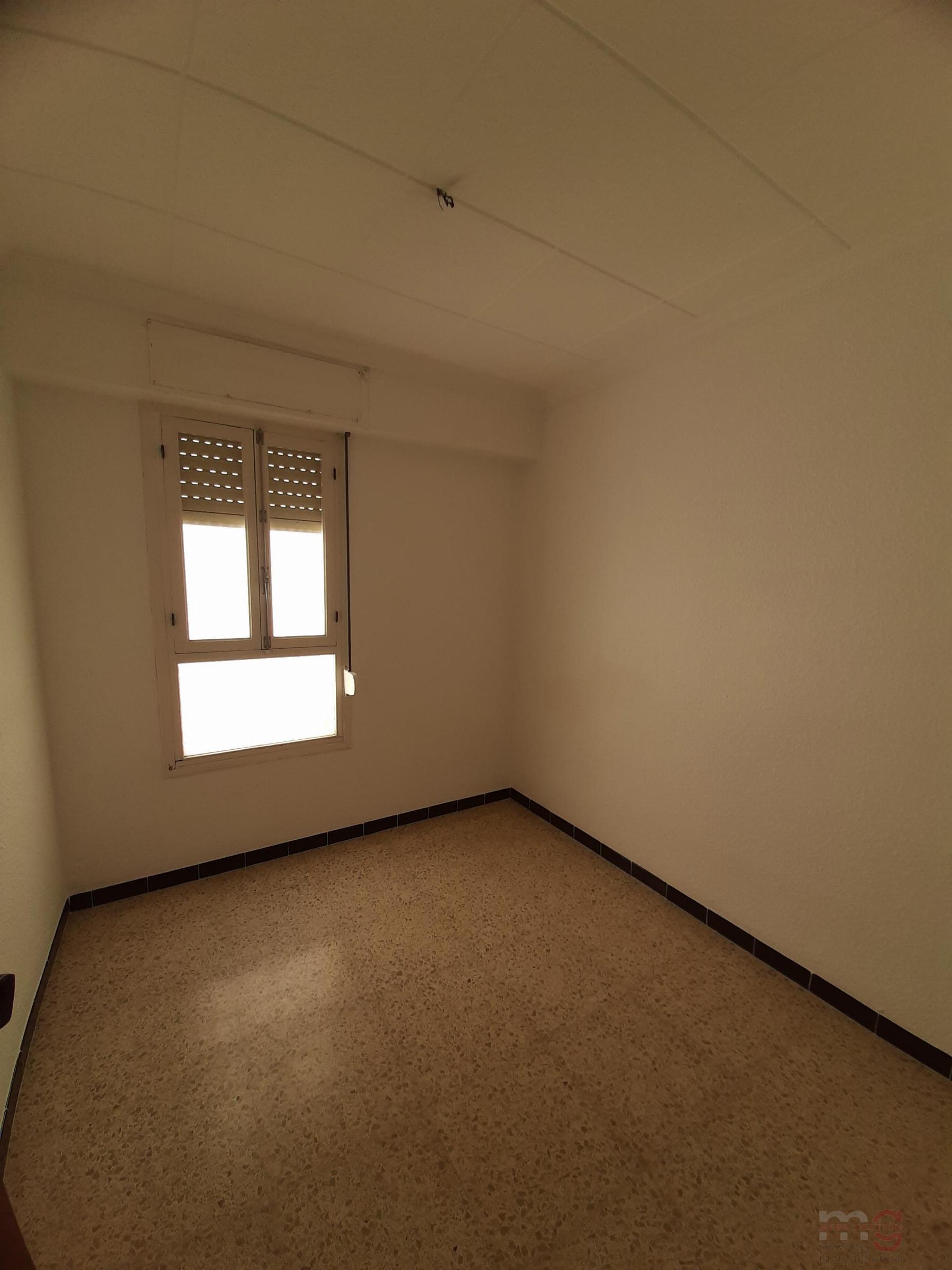 For sale of apartment in Elche-Elx