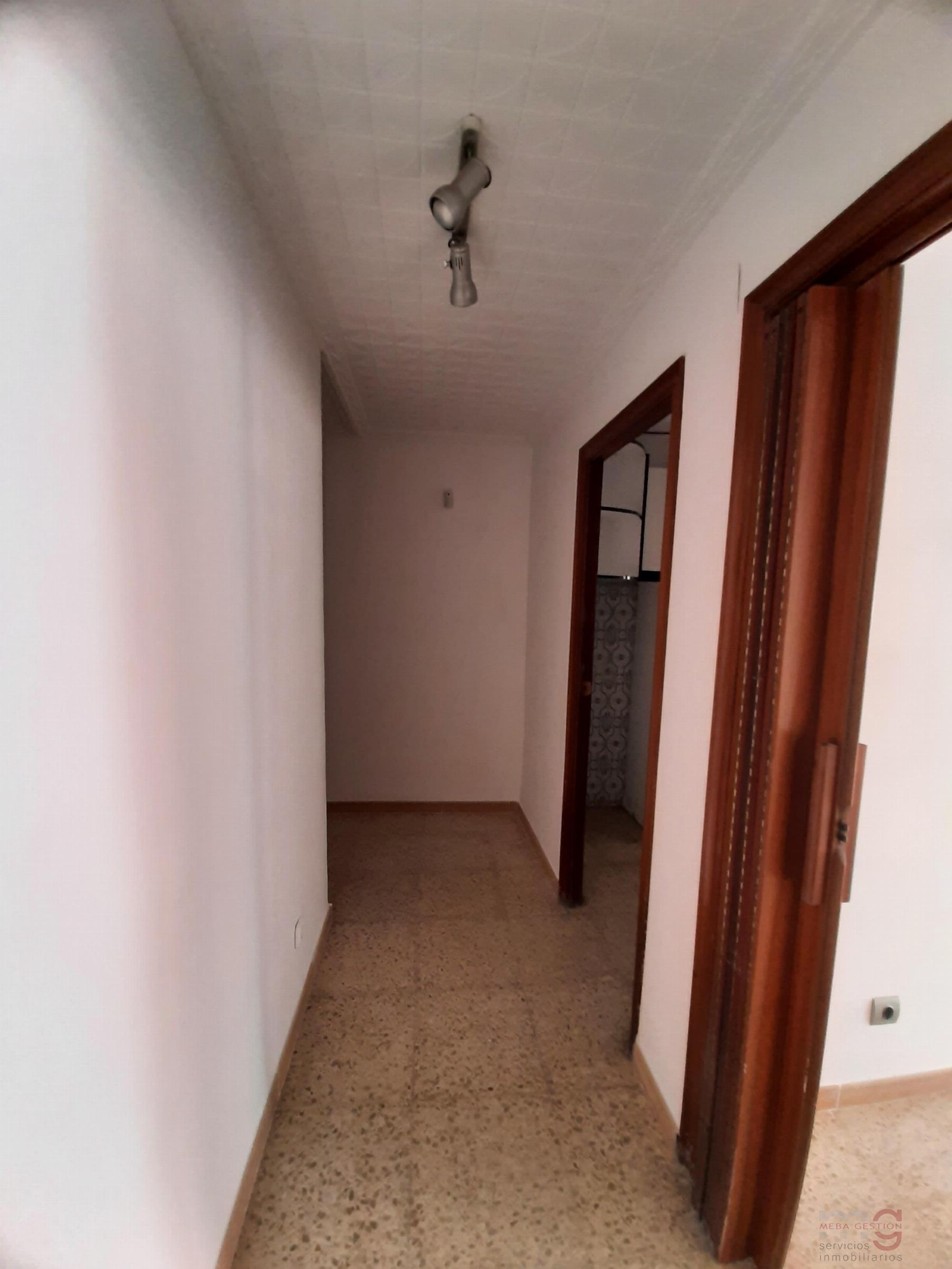 For sale of apartment in Elche-Elx