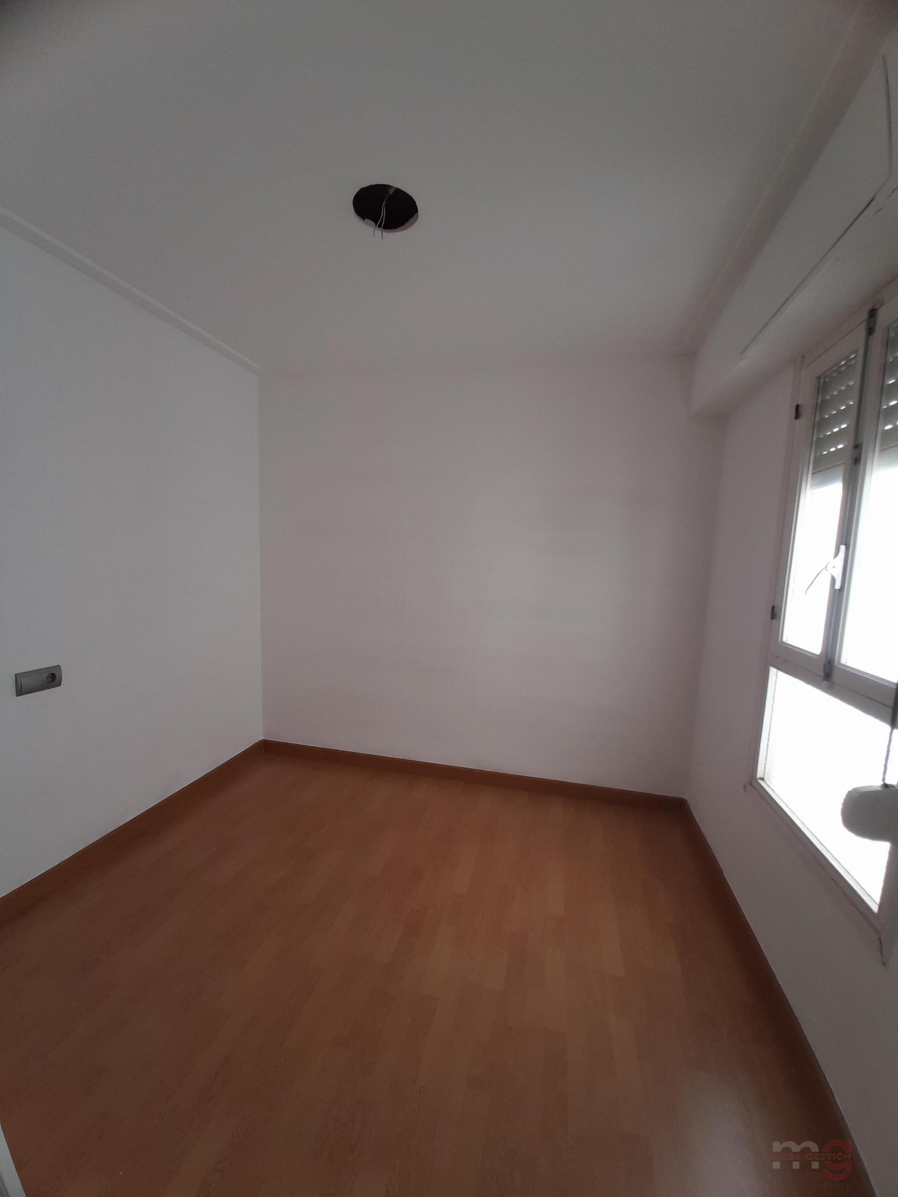 For sale of apartment in Elche-Elx