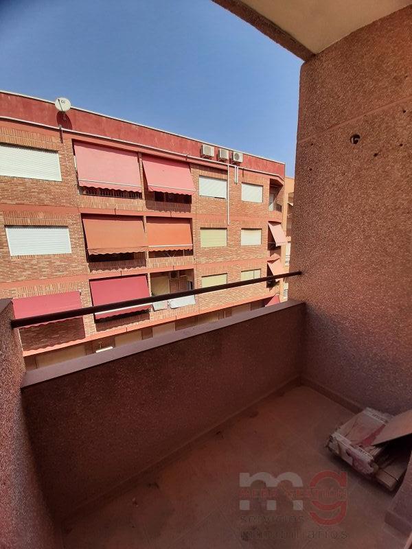 For sale of apartment in Elche-Elx