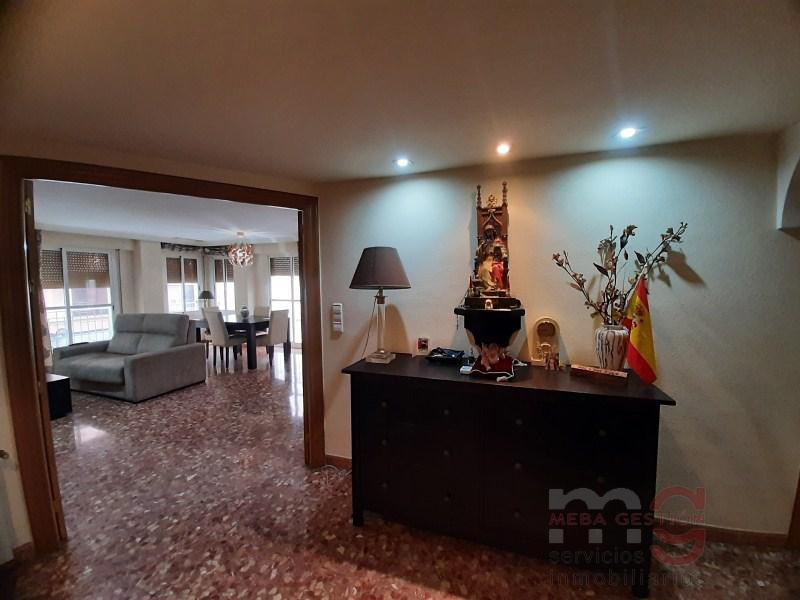 For sale of apartment in Elche-Elx