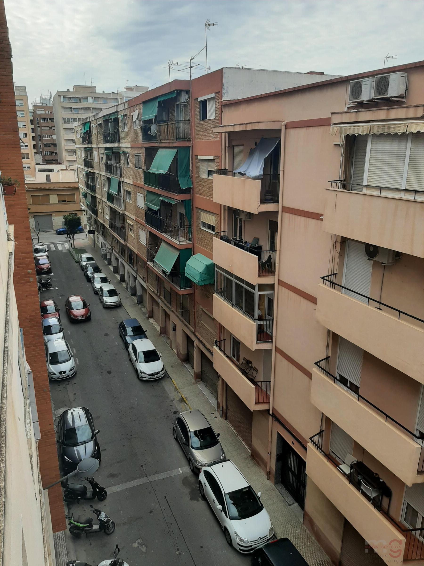 For sale of apartment in San Juan de Alicante