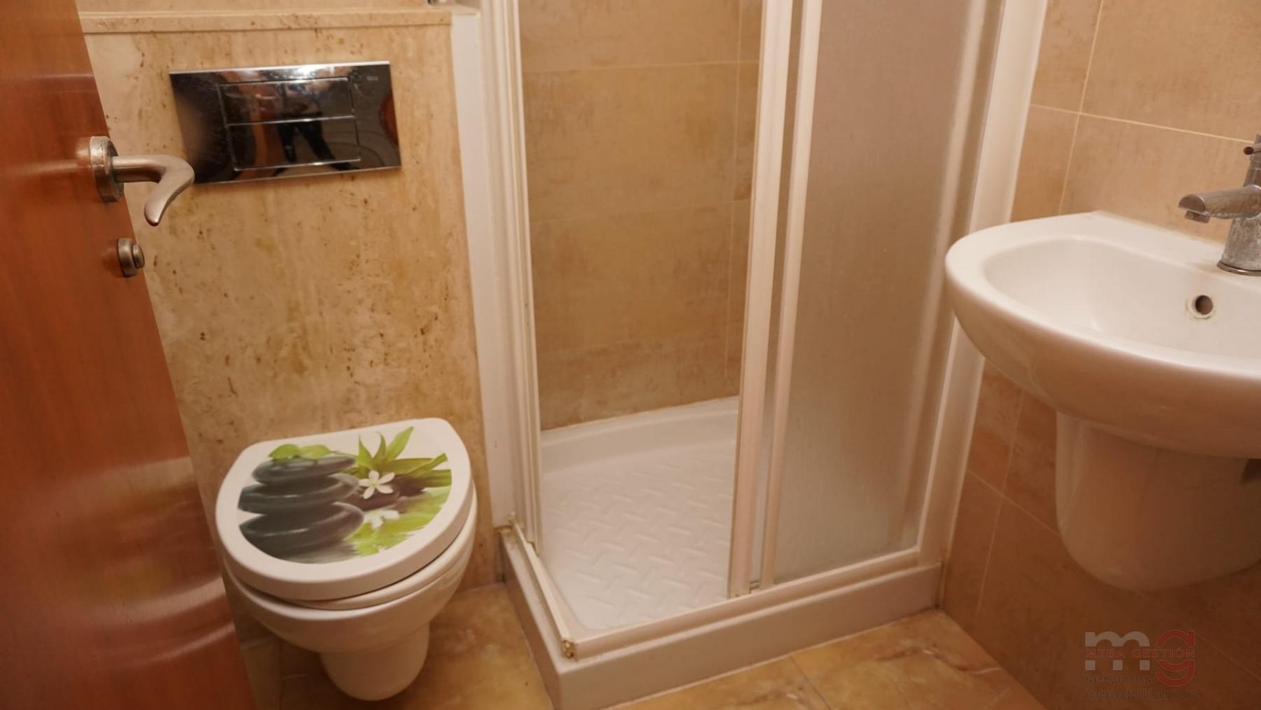 For sale of flat in Burriana