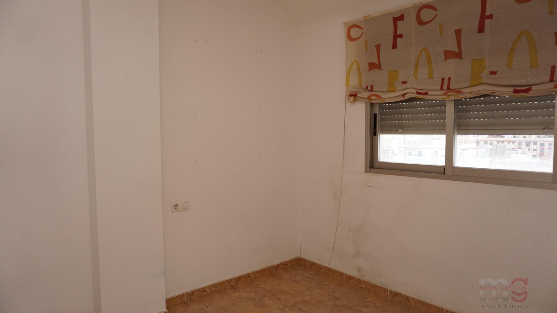For sale of flat in Burriana