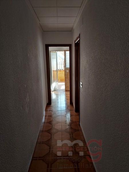 For sale of apartment in Carcaixent