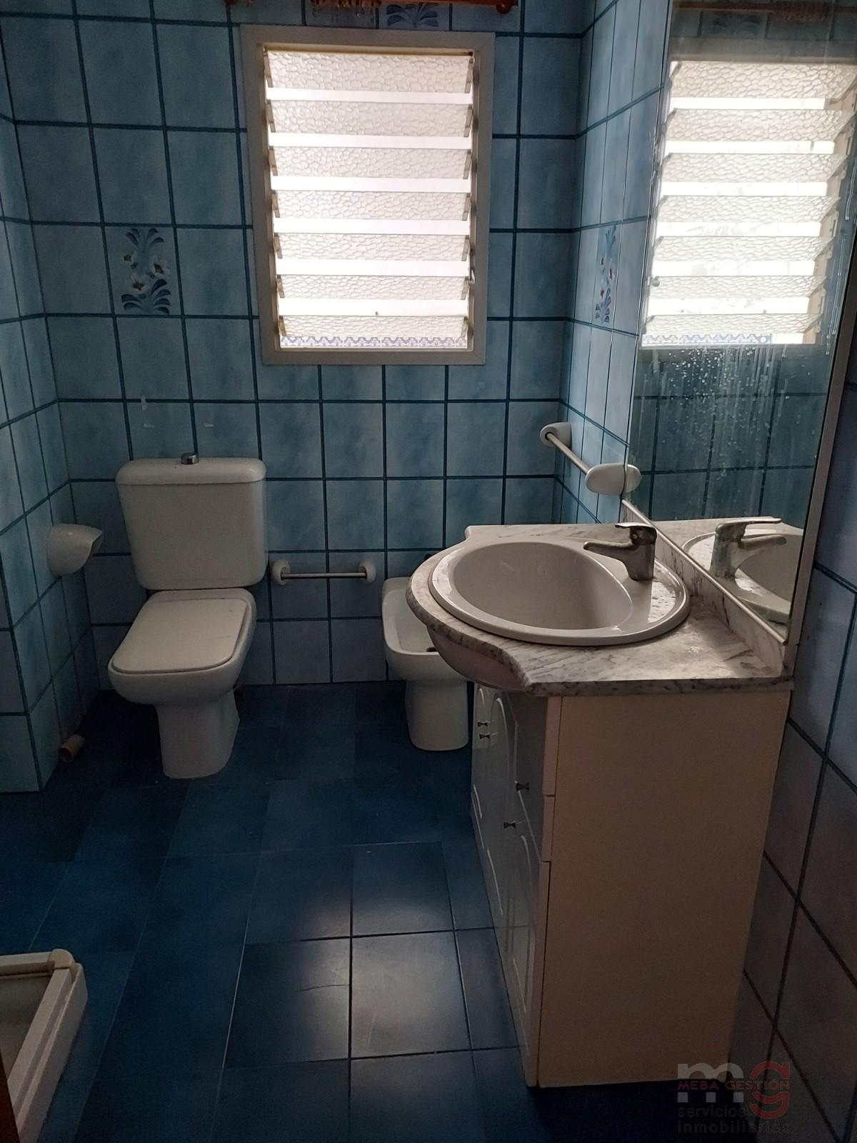 For sale of apartment in Carcaixent