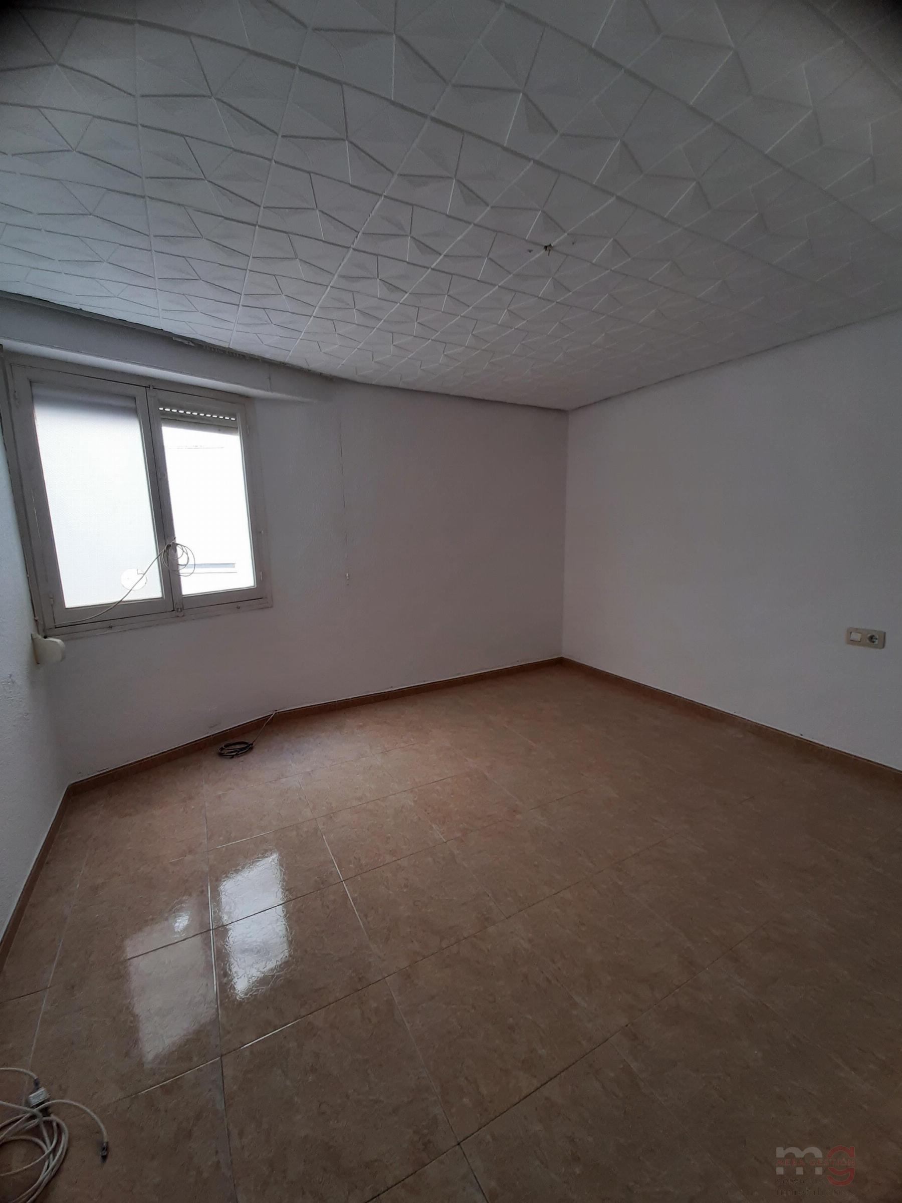 For sale of apartment in Alicante