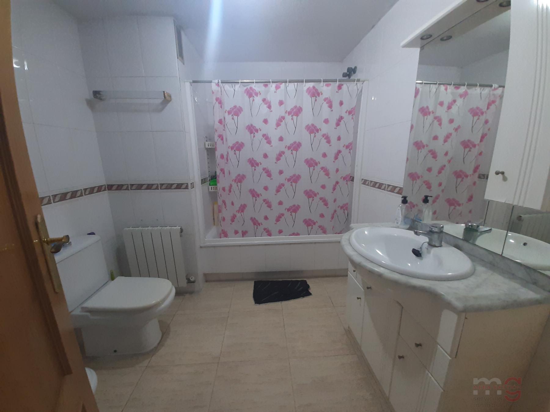 For sale of apartment in Alicante
