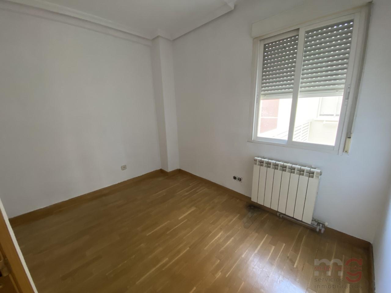 For sale of apartment in Fuenlabrada