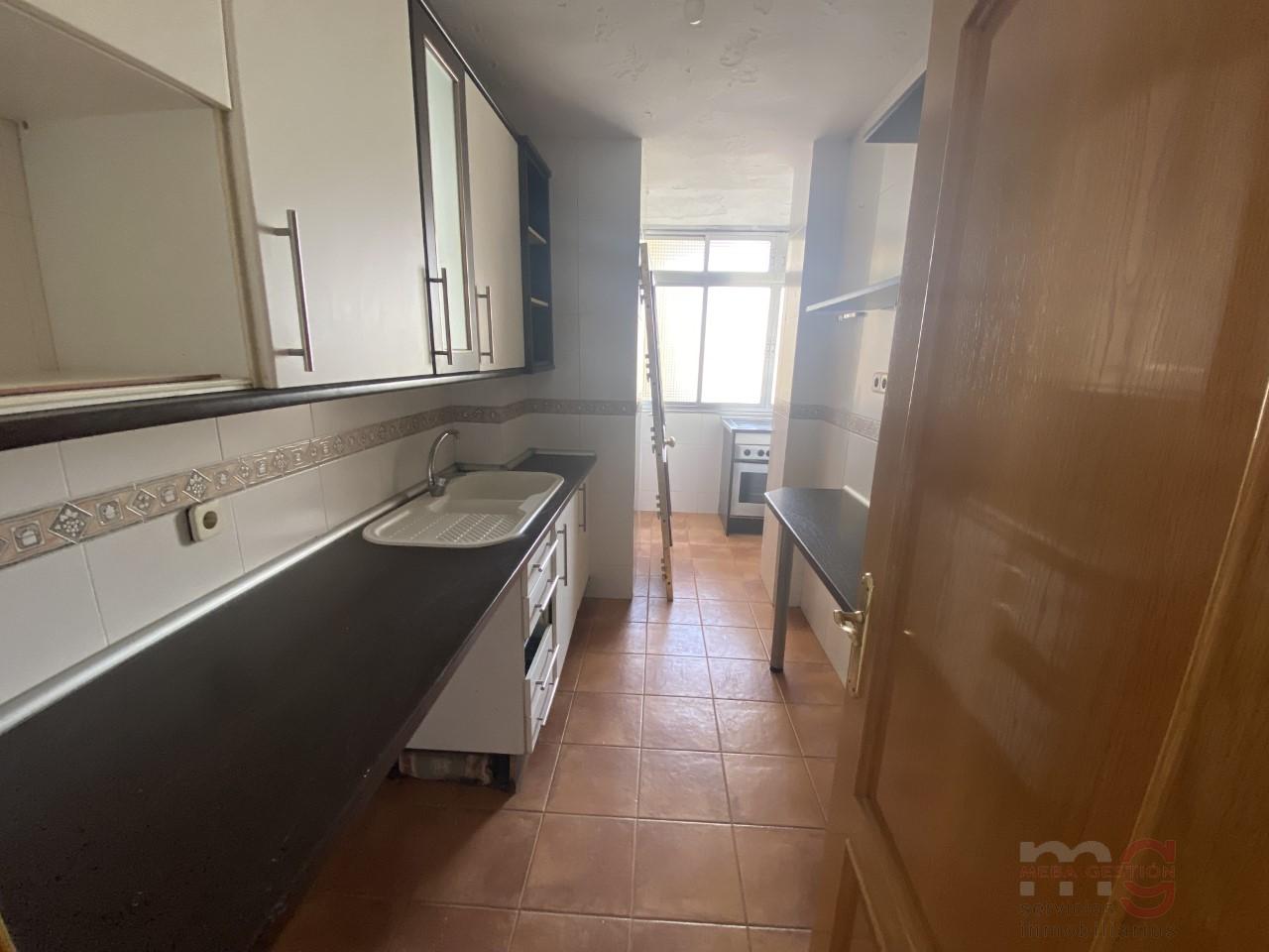 For sale of apartment in Fuenlabrada