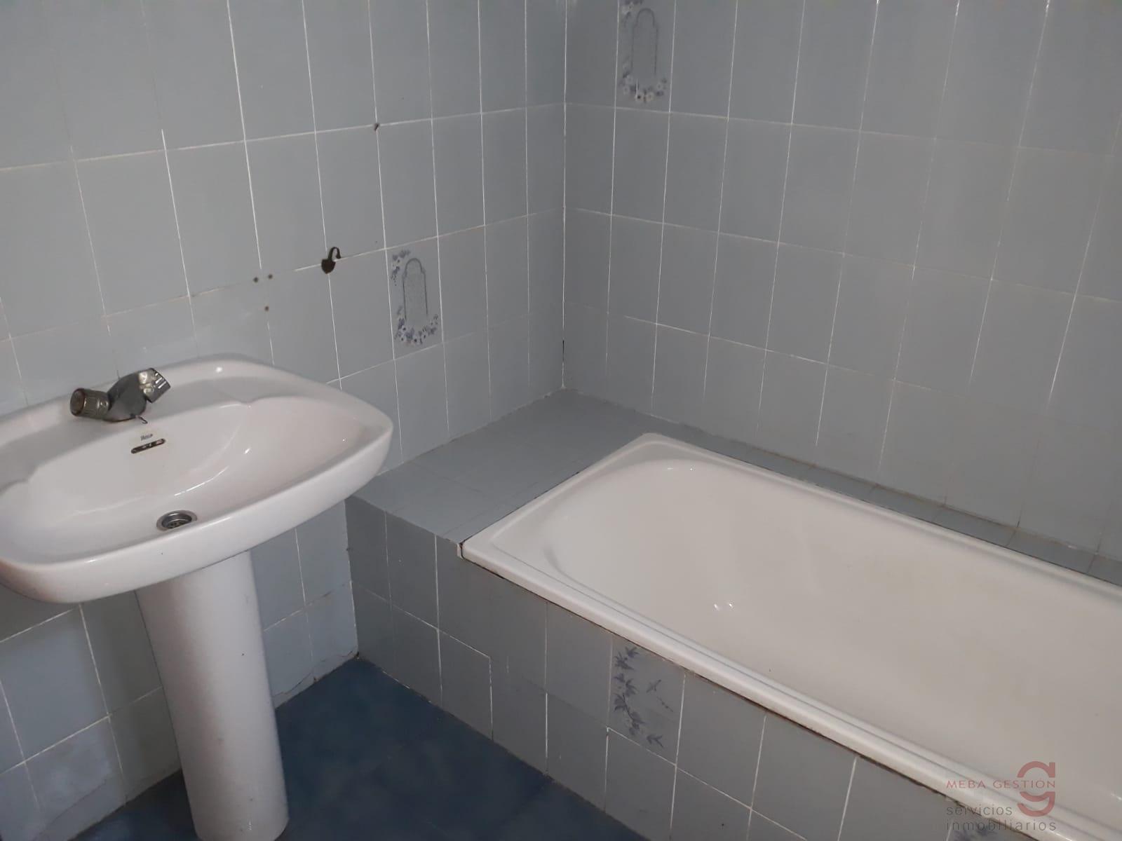 For sale of apartment in Alhaurín de la Torre