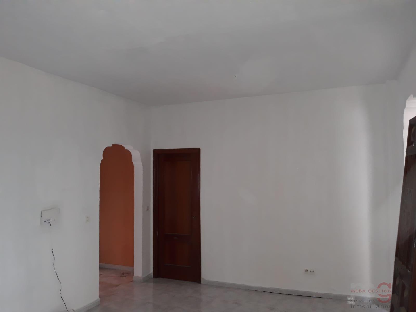 For sale of apartment in Alhaurín de la Torre