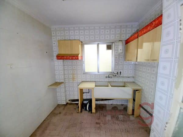 For sale of apartment in Valencia
