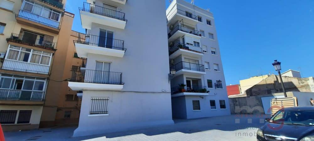 For sale of apartment in Valencia