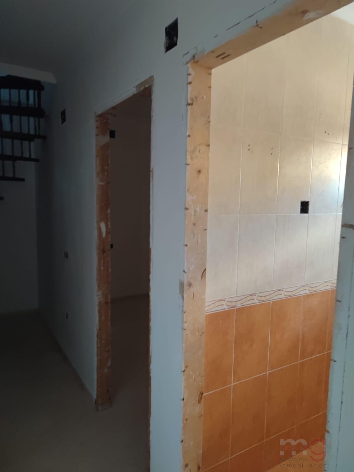 For sale of apartment in Fuente de Piedra