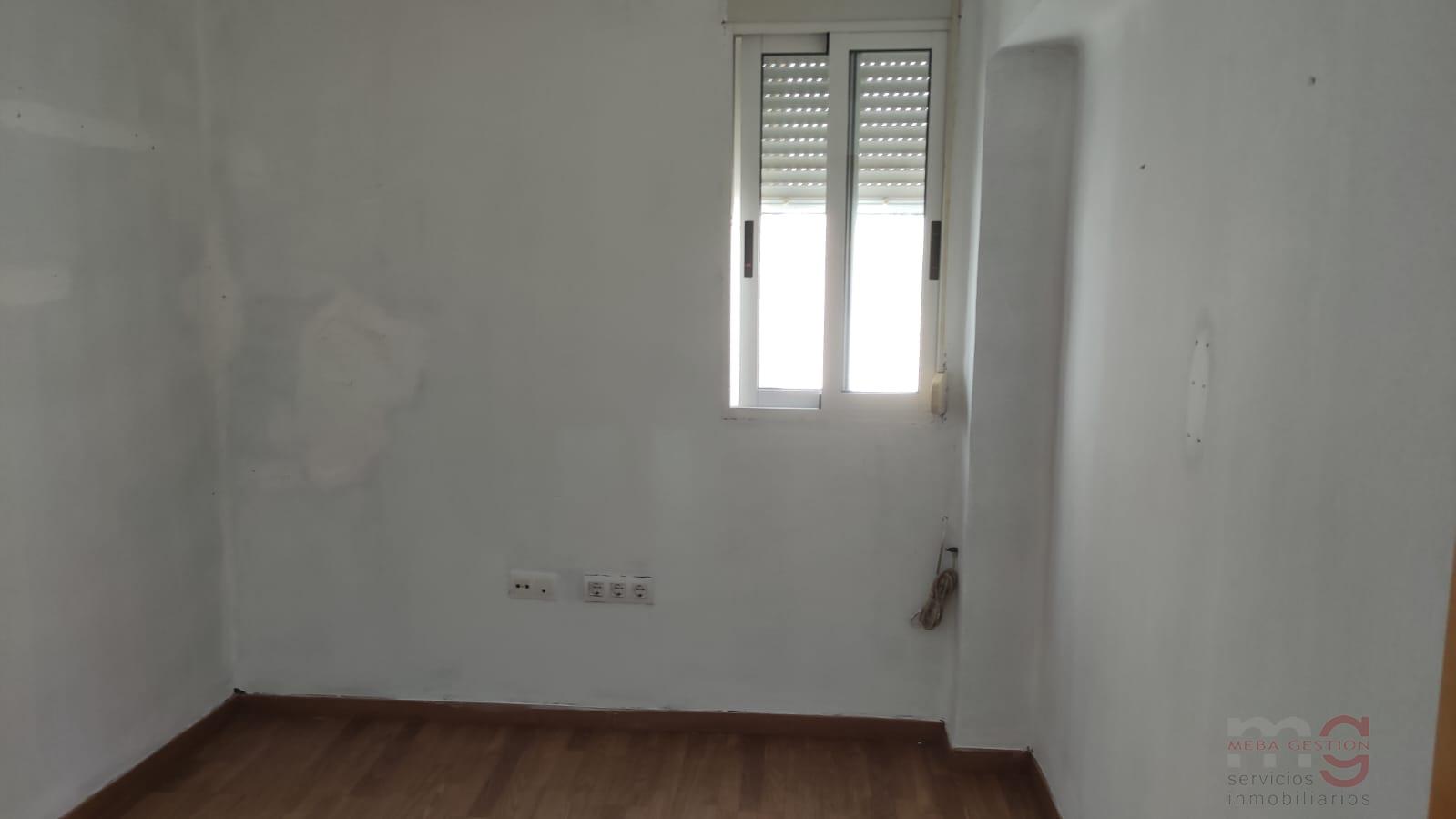 For sale of apartment in Valencia