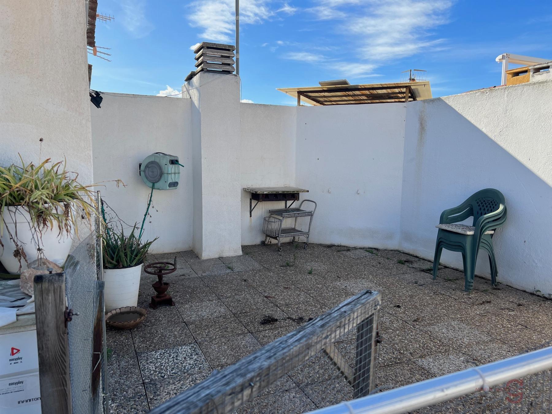 For sale of apartment in Ampolla l