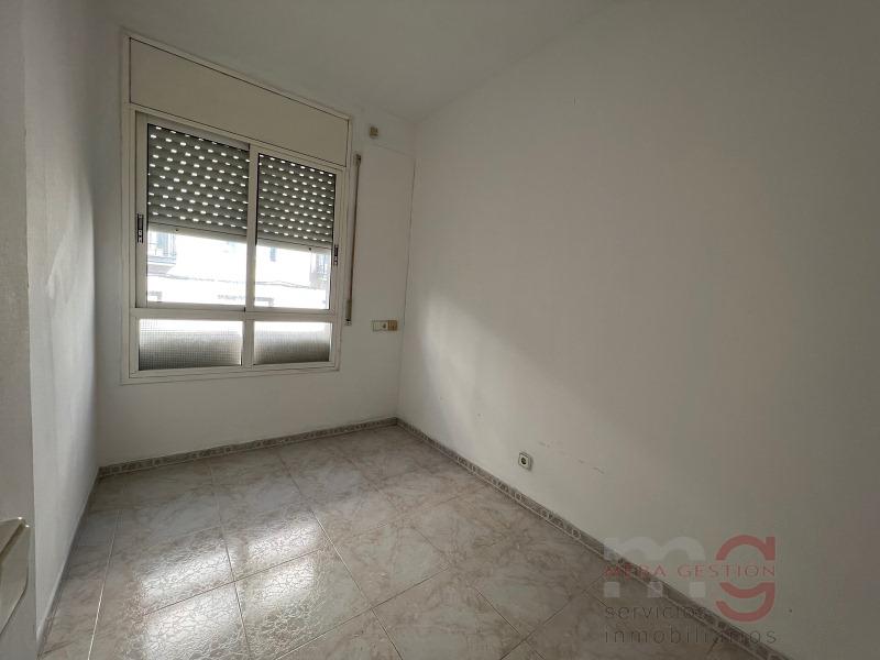 For sale of apartment in Ampolla l