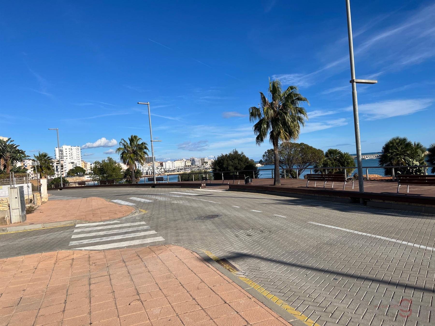 For sale of apartment in Ampolla l
