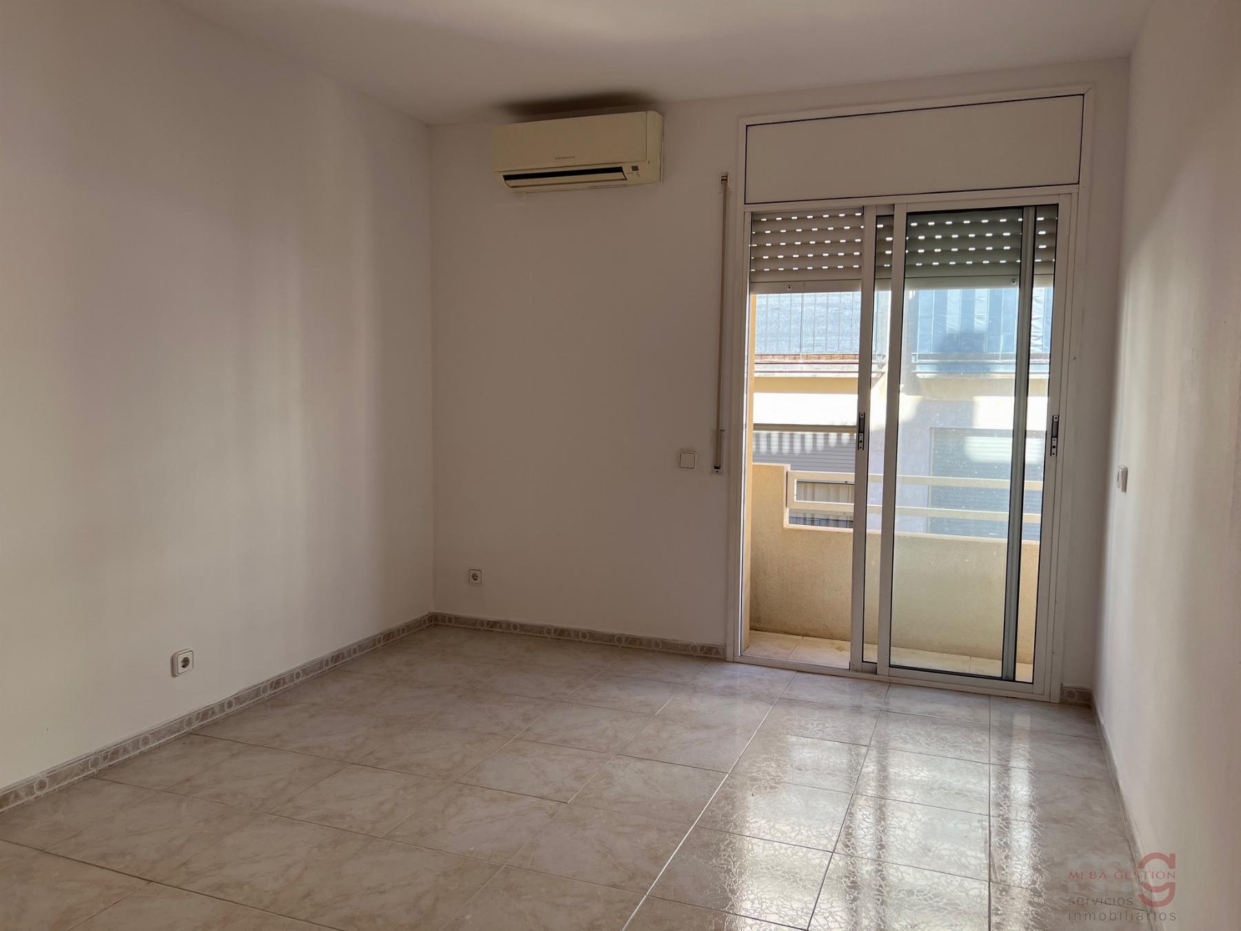 For sale of apartment in Ampolla l