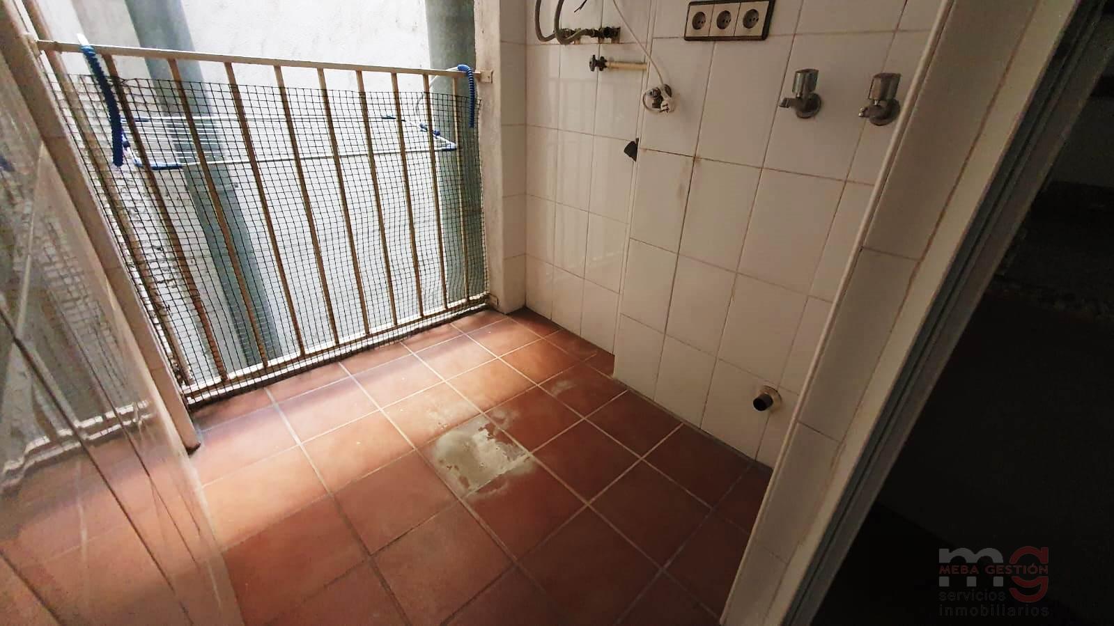 For sale of apartment in Sabadell