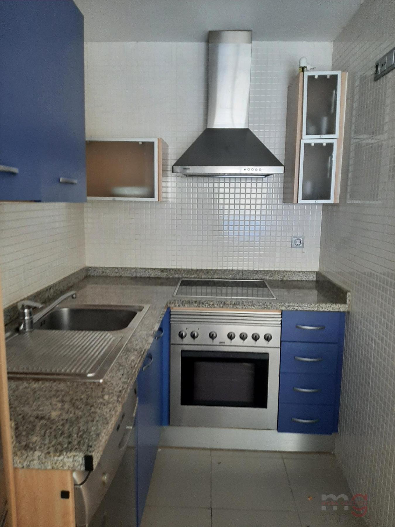 For sale of apartment in Villajoyosa