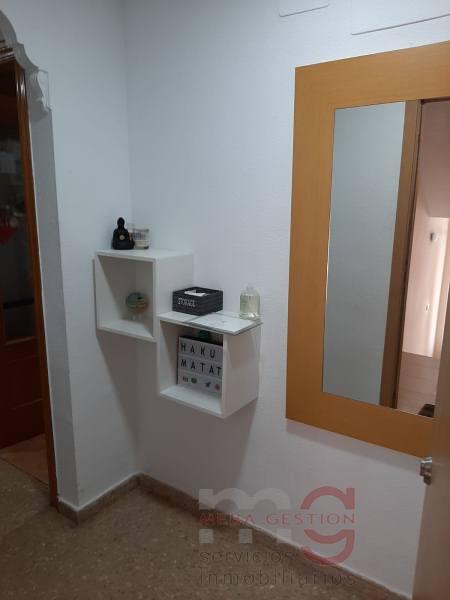 For sale of apartment in Manises