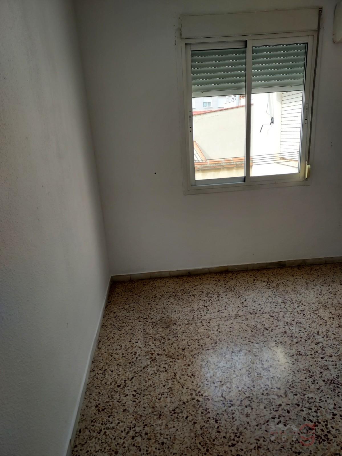 For sale of apartment in Canals