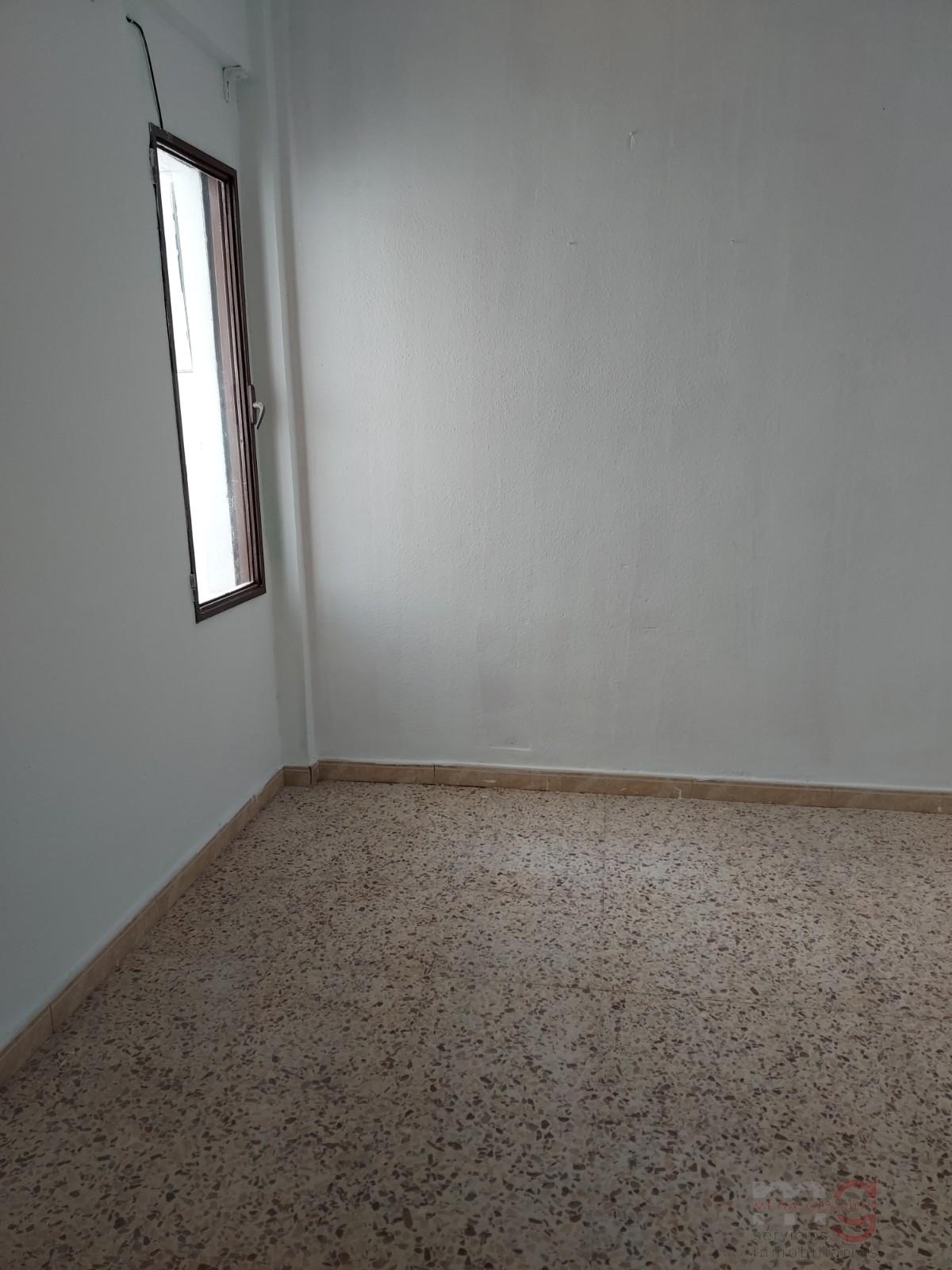 For sale of apartment in Canals