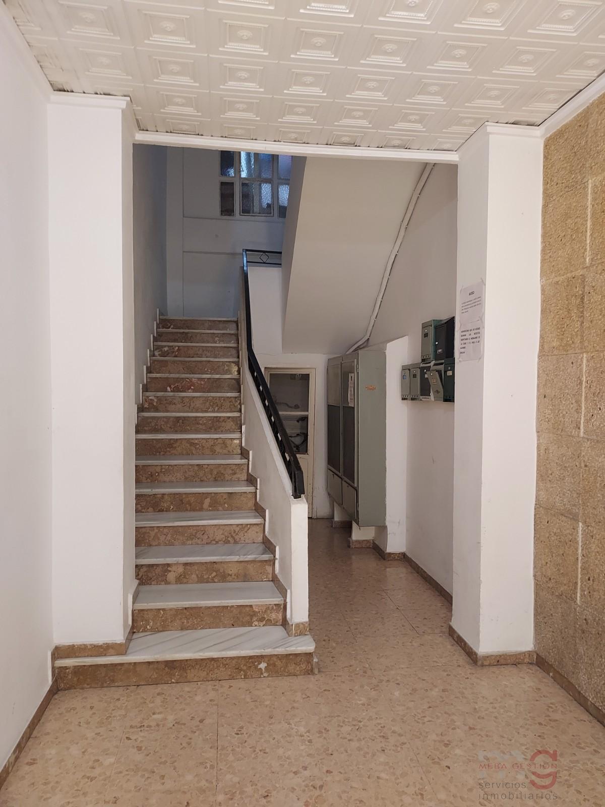 For sale of apartment in Canals