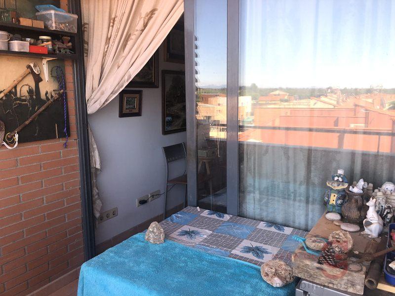 For sale of apartment in Vilallonga del Camp