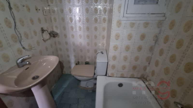 For sale of apartment in Valencia