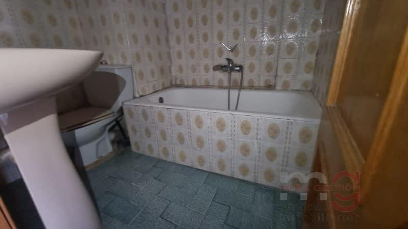 For sale of apartment in Valencia